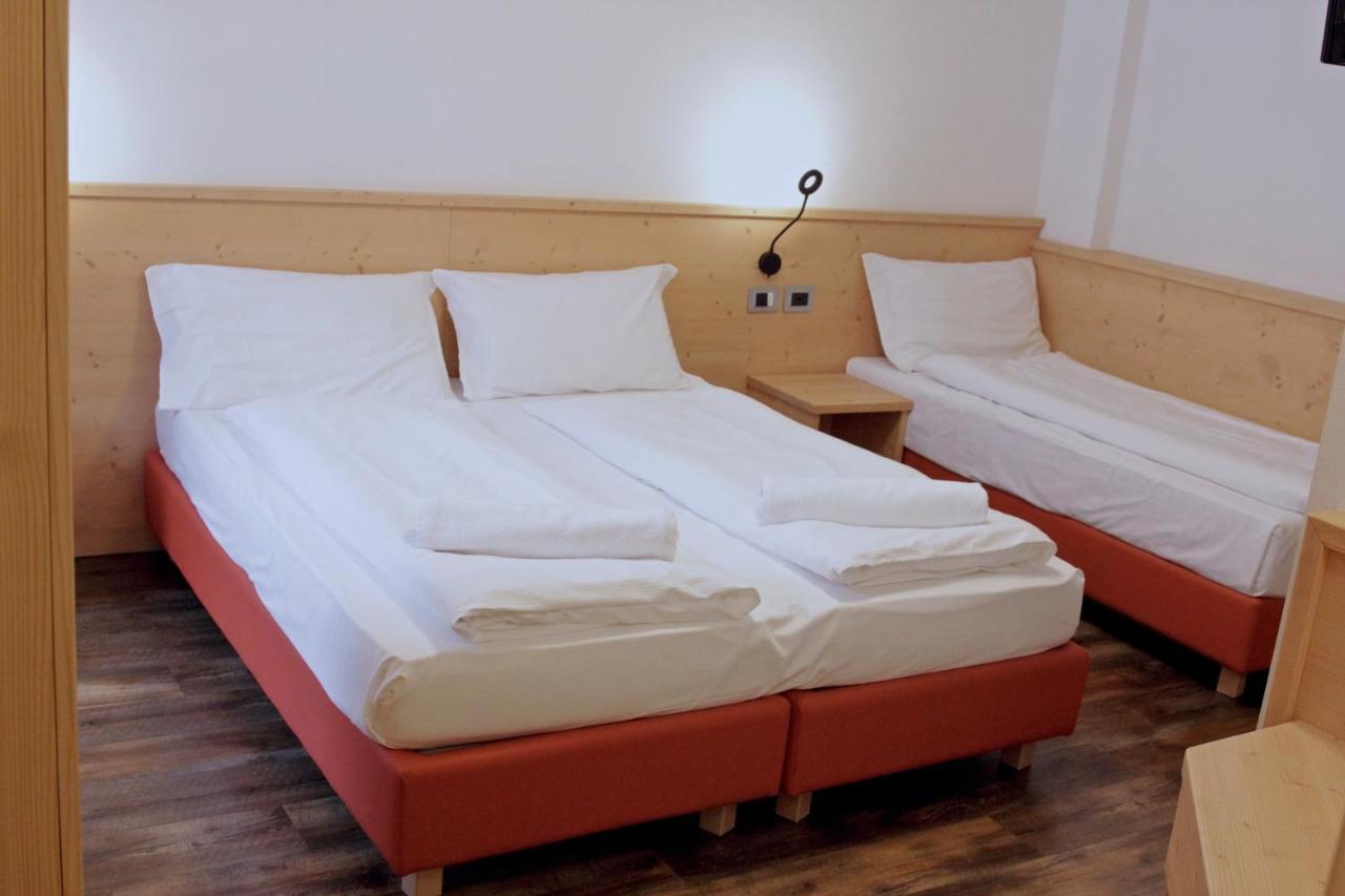 Ski Lodge Pampeago Tesero Bagian luar foto