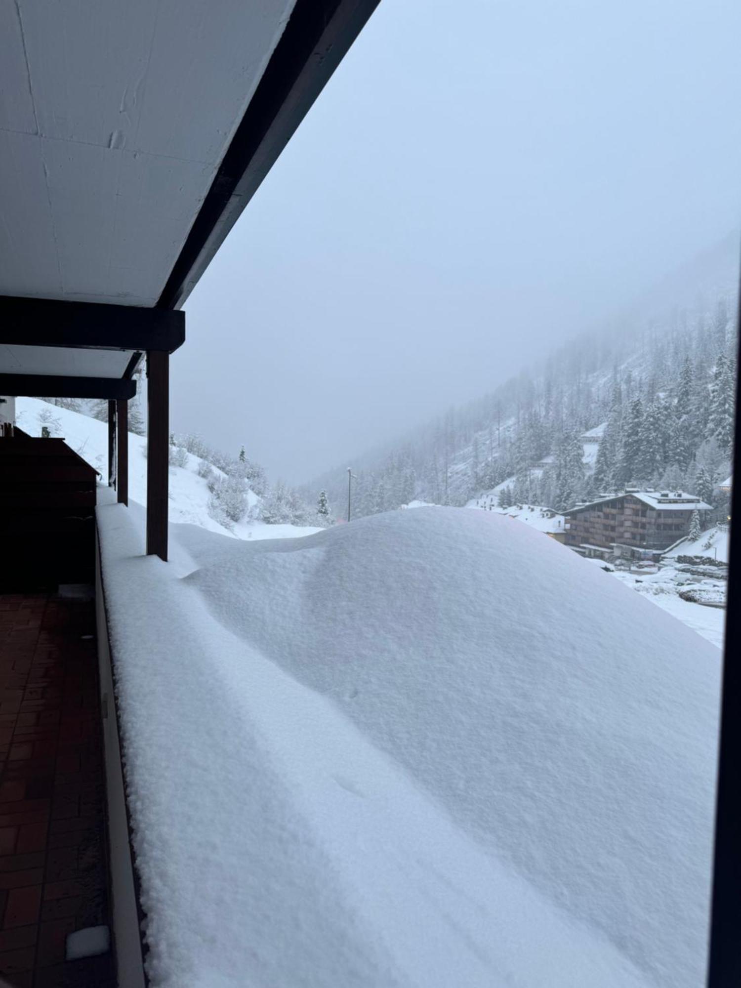 Ski Lodge Pampeago Tesero Bagian luar foto