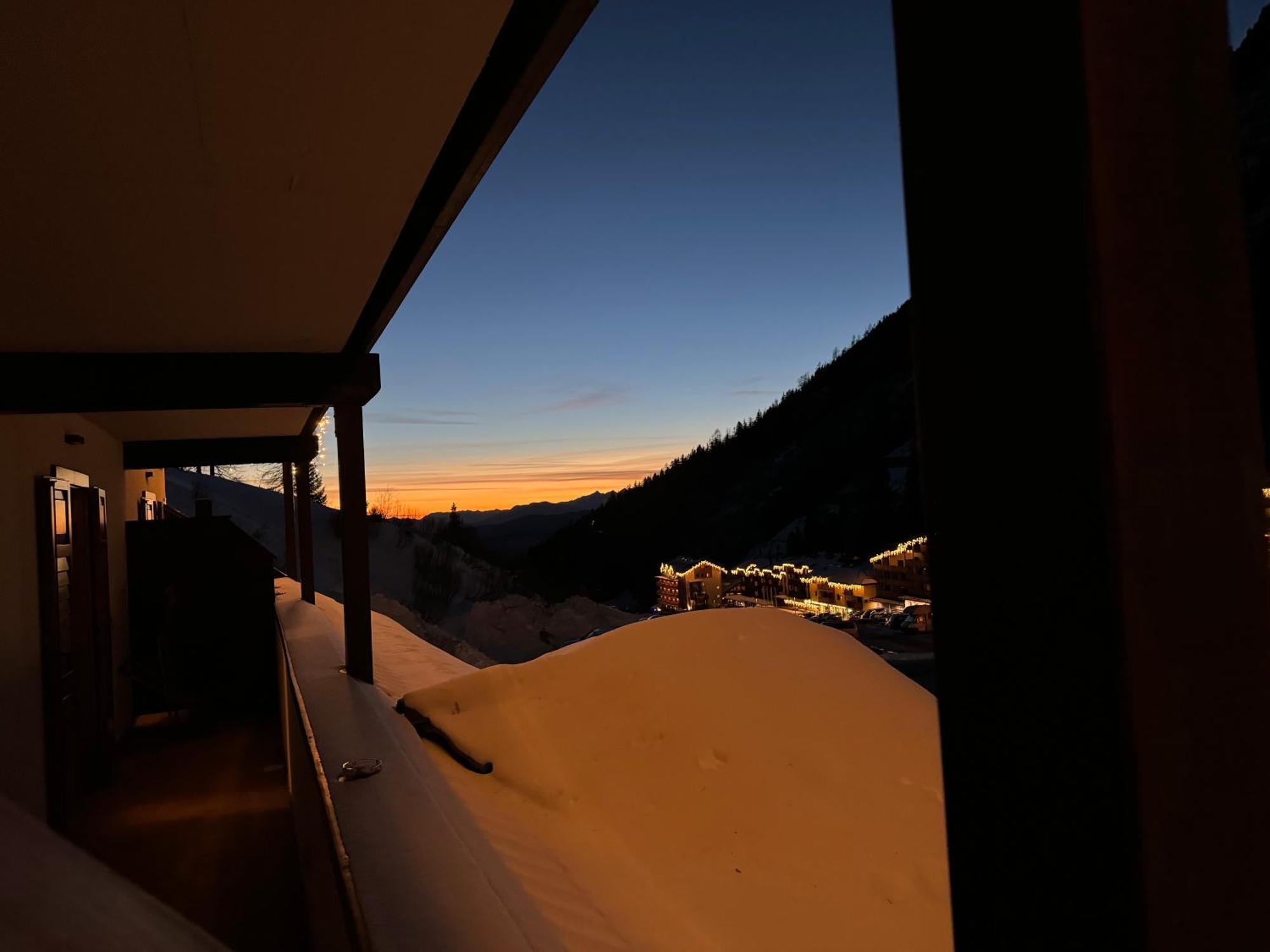 Ski Lodge Pampeago Tesero Bagian luar foto
